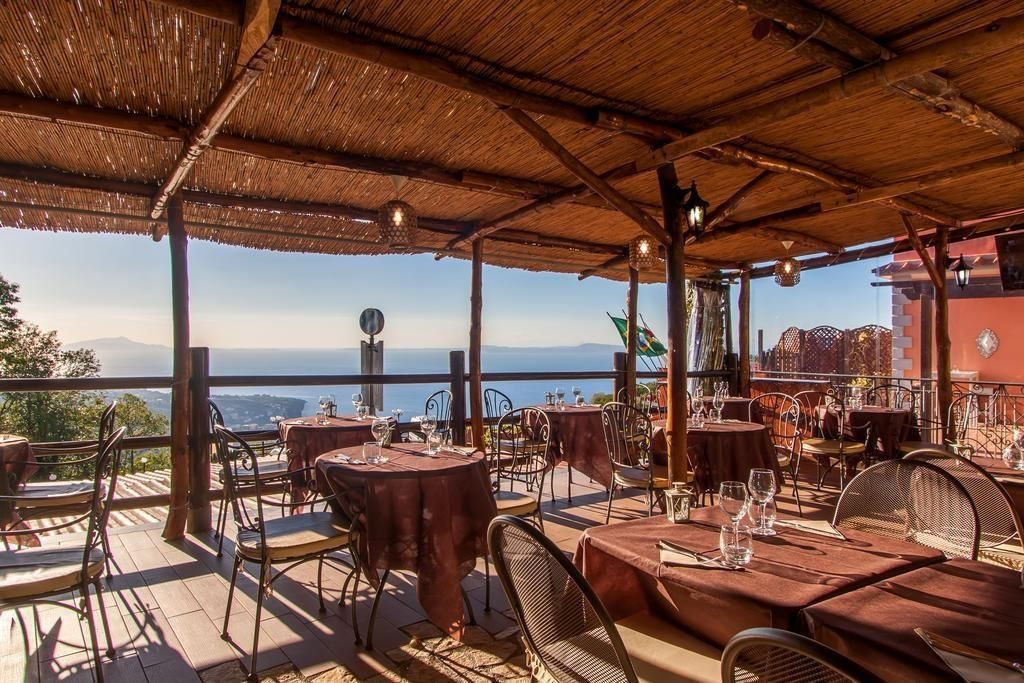 هوتل بريستيج - سورنتو - مطعم