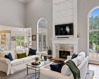 Beautiful Louisville Kentucky Derby Pga Home Rental - Prospect - Sala de estar
