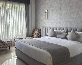 Kaara Gurgaon - Manesar