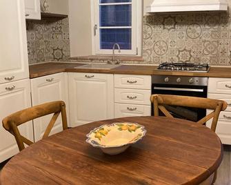 Casina Laura - Capannori - Comedor