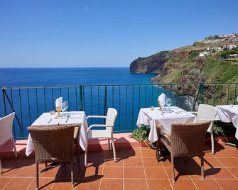 Inn & Art Madeira - Caniço - Balcony