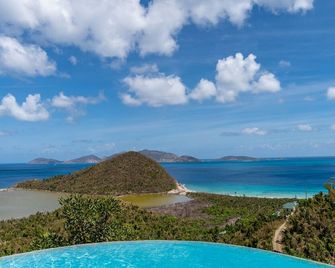 Ocean And Island Views With Spectacular Sunsets And Alfresco Atmosphere - Road Town - Pool