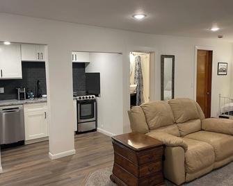 Cloud 9 Studio - Waseca - Sala de estar