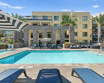 Endless Summer: Luxe 1BR w/ Resort-Style Amenities - סן דייגו - בריכה