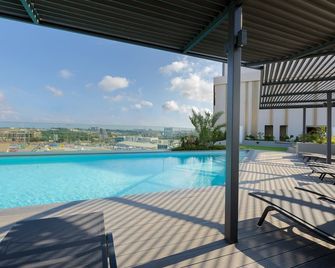 Loxwood House Apartment - Accra - Pool