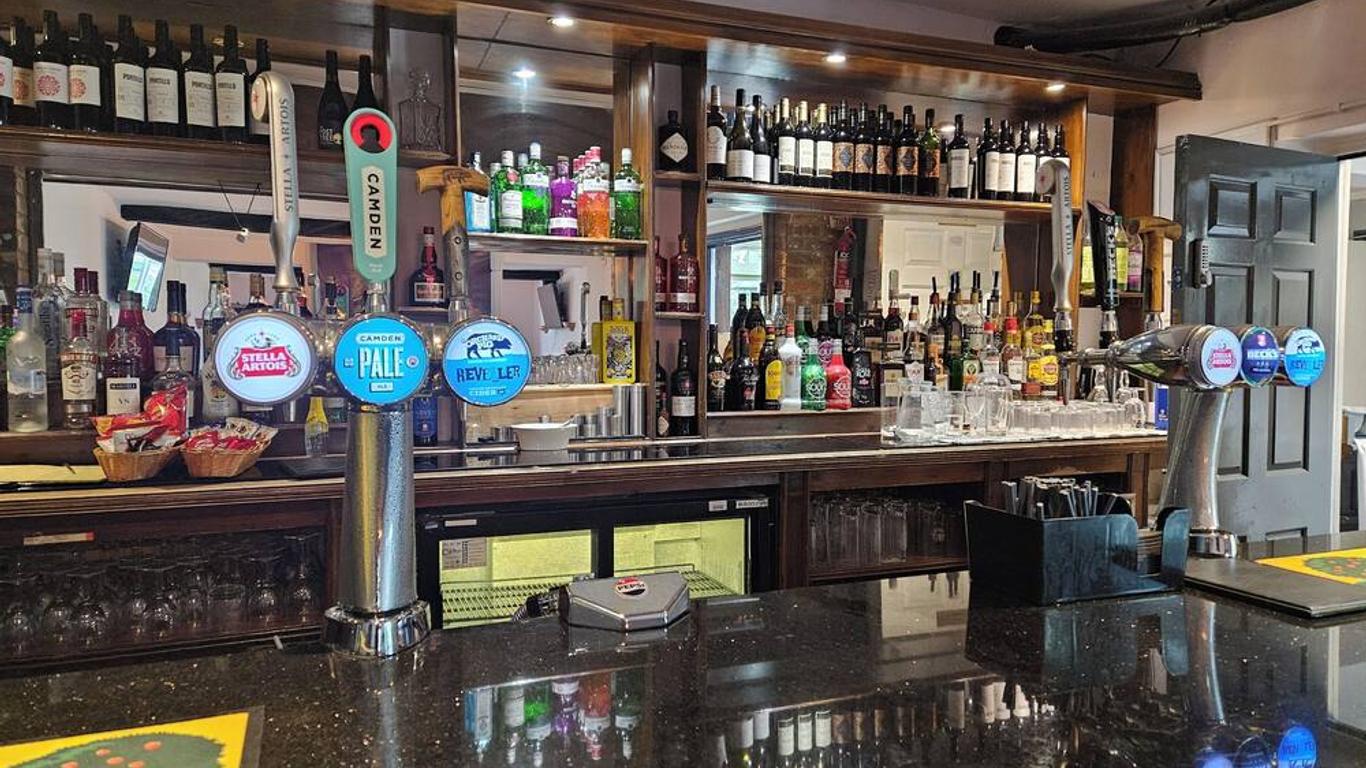 Marsh Farm Hotel