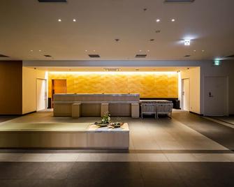 Via Inn Prime Shinsaibashi Yotsubashi - Osaka - Lobby