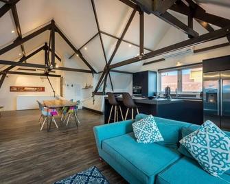 Blue Marlin Handelskade Apartments - Willemstad - Living room