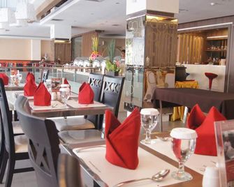 Winstar Hotel - Pekanbaru - Restaurant