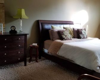 Events&Pets Weddings RetreatsNatureHot Tub w/ central location! - Cumming - Bedroom