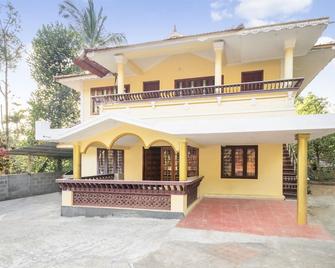 Guesthouser 2 Br Homestay 110d - Meenangadi - Building