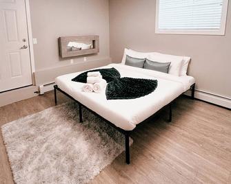 Sage on the Bow - Central Condo - Calgary - Bedroom