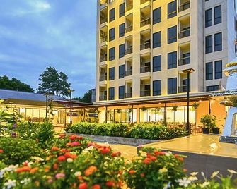 Norn Rimklong Bangkok Hotel - Bangkok - Rakennus