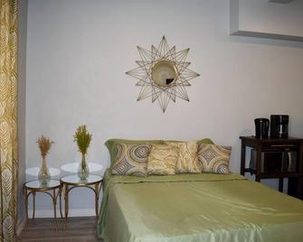 Modern accommodation in Maraval - Diego Martin - Habitación
