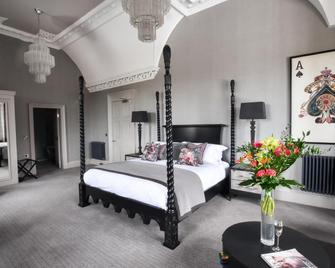 The Meadowpark Bar, Kitchen & Rooms - Stirling - Yatak Odası