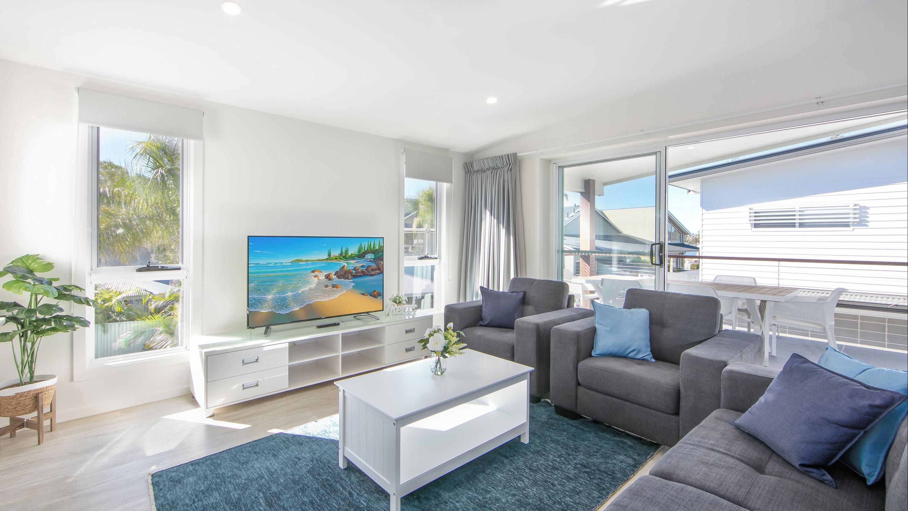 Moby Dick Waterfront Resort Motel