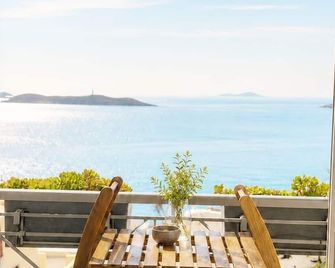 Top Suites - Ermoupoli - Balcony