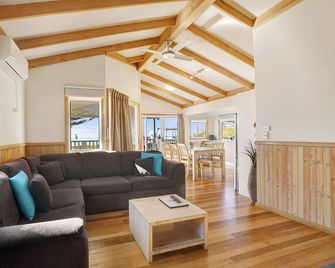 Kendalls on the Beach Holiday Park - Kiama - Вітальня