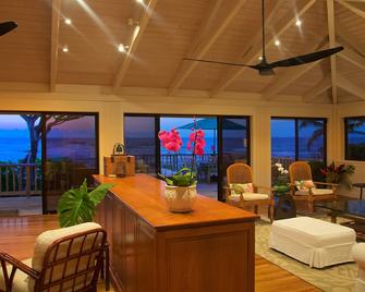 Beachfront Luxury Home, Panoramic Ocean Views, Walk To Tunnels Beach Tvncu-1214 - Hanalei - Pokój dzienny