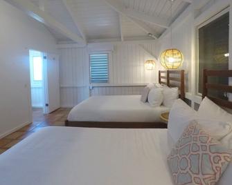 Peace & Plenty Island Cottages - Georgetown - Bedroom