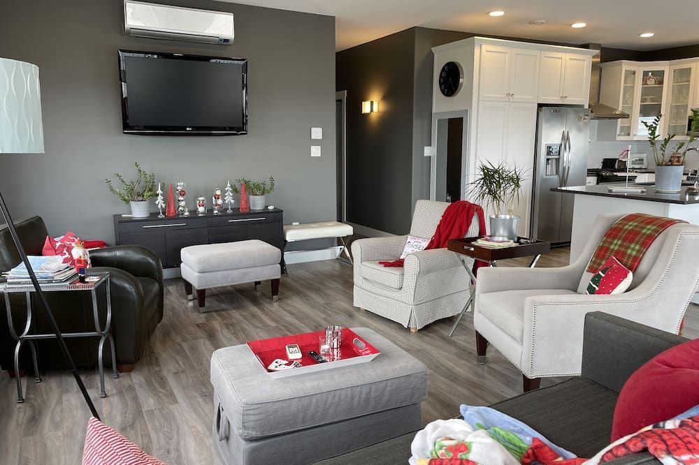 Contemporary Ocean Style With Views, Views, Views! - Antigonish - Obývací pokoj