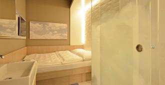 My Cloud Transit Hotel - Frankfurt am Main - Bedroom