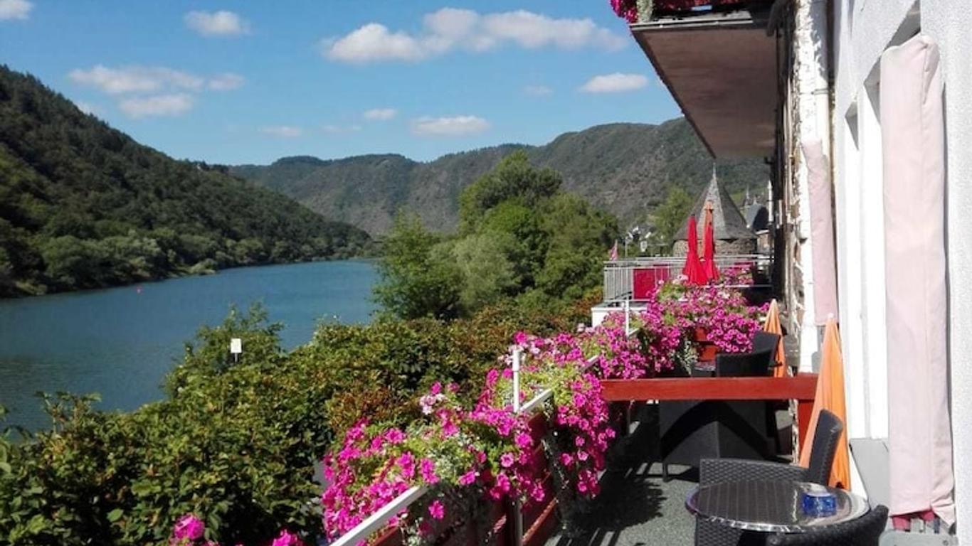 Moselromantik-Hotel zum Löwen