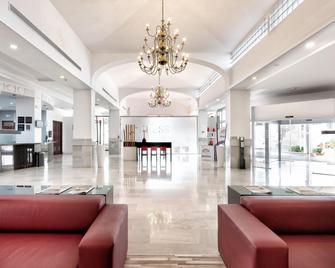 Hotel Melilla Puerto, Affiliated by Meliá - Melilla - Gebouw