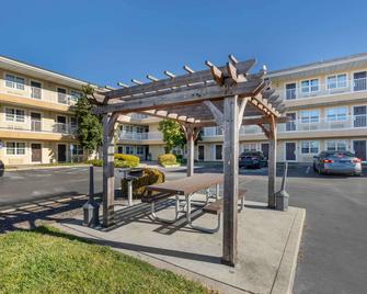 Extended Stay America Suites - St Louis - Westport - East Lackland Rd - Maryland Heights - Property amenity