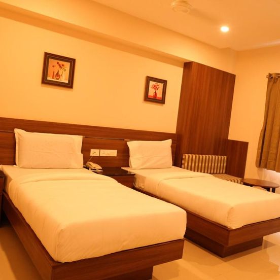 Hotel Le Palace image 1