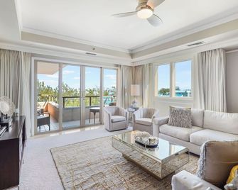 Sophisticated Residence steps away from the Beach located at The Ritz-Carlton - West Bay - Living room