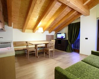 Residence Al Lago - Auronzo di Cadore - Obývací pokoj