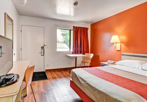 Motel 6 Pittsburgh Crafton C 64 C 8 4 Pittsburgh Hotel Deals Reviews Kayak