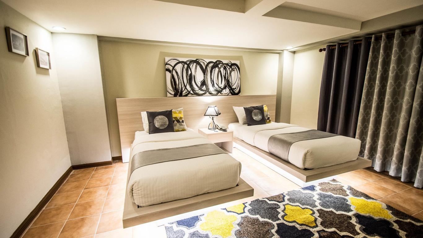 Almont City Hotel