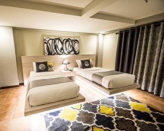 Almont City Hotel - Butuan - Bedroom