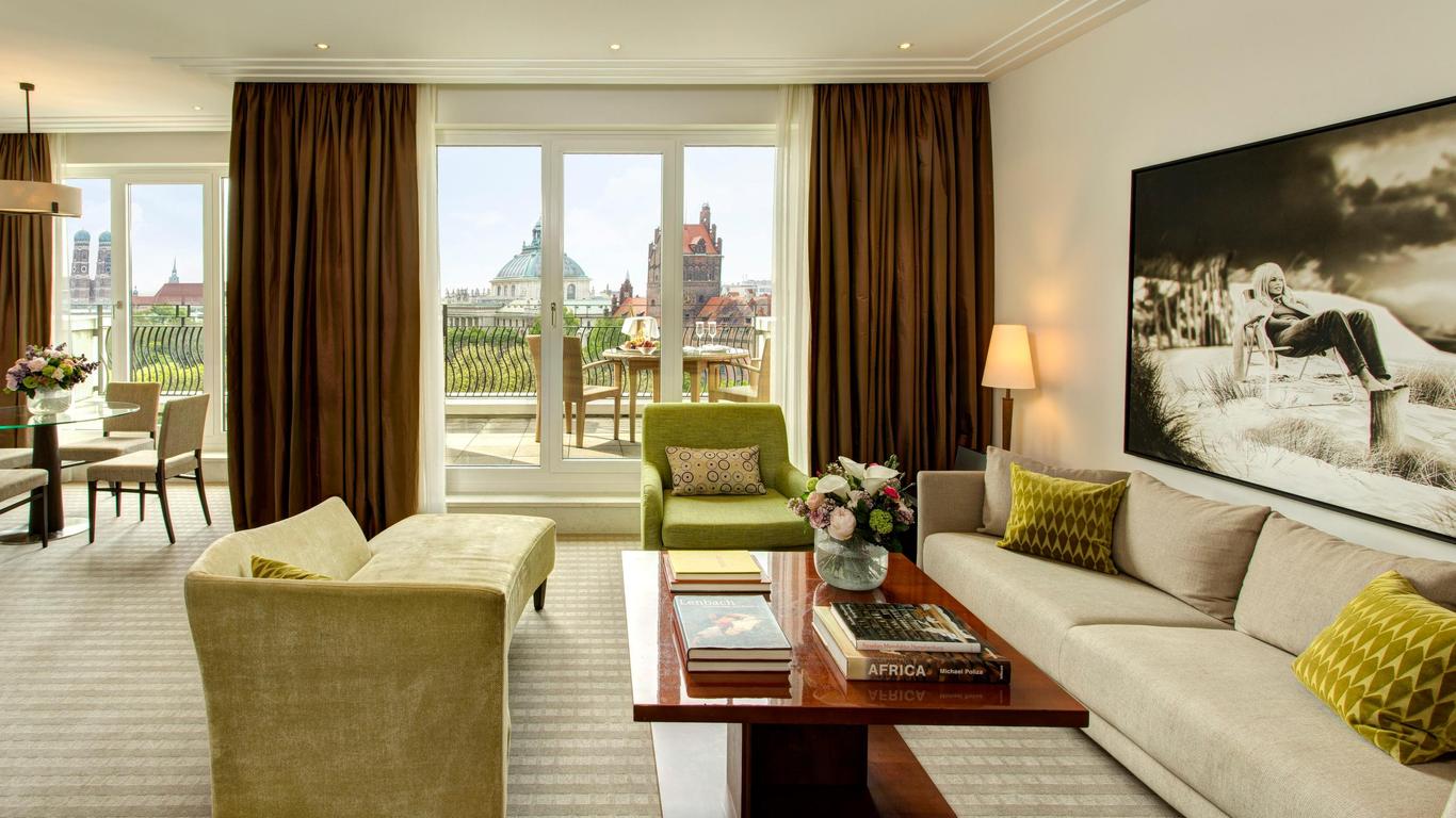 روكو فورتي ذا تشارليز هوتل