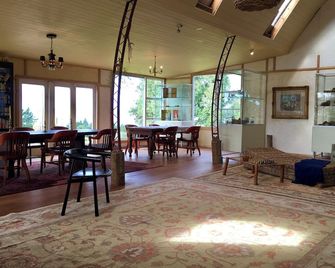 Rustic barn on organic farm in South Head - Parakai