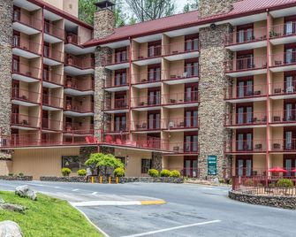 Quality Inn & Suites Gatlinburg North - Gatlinburg - Building