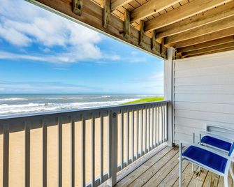 John Yancey Oceanfront Inn - Kill Devil Hills - Balcon