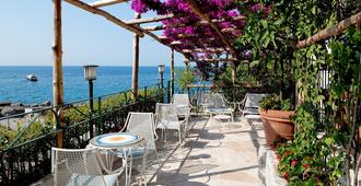 Hotel Aurora - Amalfi - Balcony