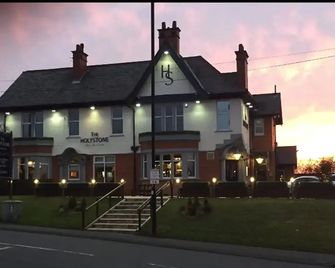 Holystone Bar and Restaurant - Wallsend - Building