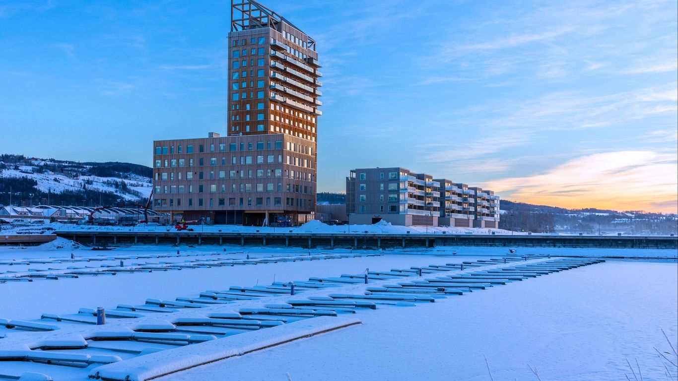 Wood Hotel by Frich's