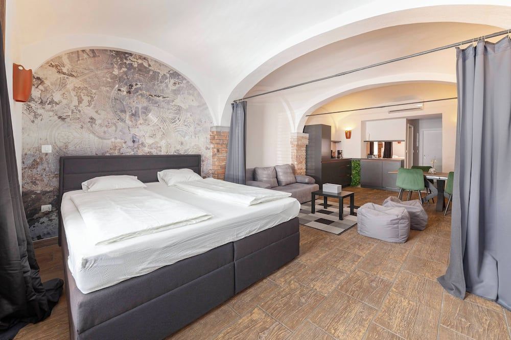 Aroma Apartments - Ljubljana - Schlafzimmer