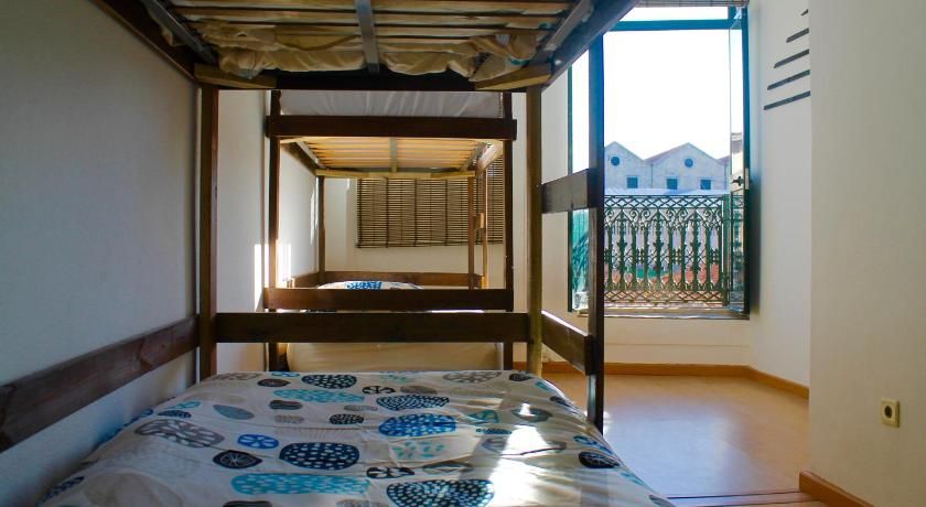 Douro Surf Hostel - Vila Nova de Gaia - Bedroom