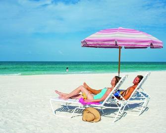 Sandcastle Resort at Lido Beach - Sarasota - Beach