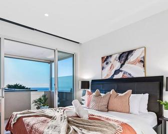 Hillside Luxe With Spa Bay Views - Mount Martha - Habitación