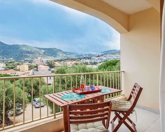 Alivi - Appt climatisé avec vue mer et montagne - L'Île-Rousse - Balcony