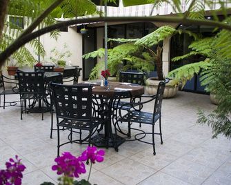 Hotel Casino Plaza - Guadalajara - Patio