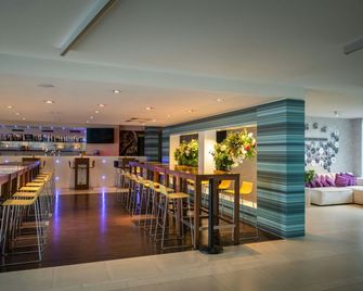 ibis Styles Linz - Linz - Bar