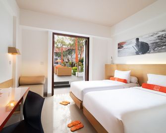 Harris Hotel Kuta Tuban Bali - Kuta - Bedroom